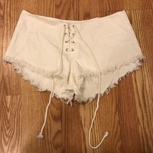 White tie shorts